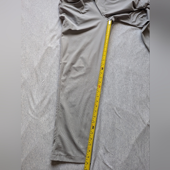 Lululemon ABC Pant Classic *34" in Light Cast - Picture 12 of 14